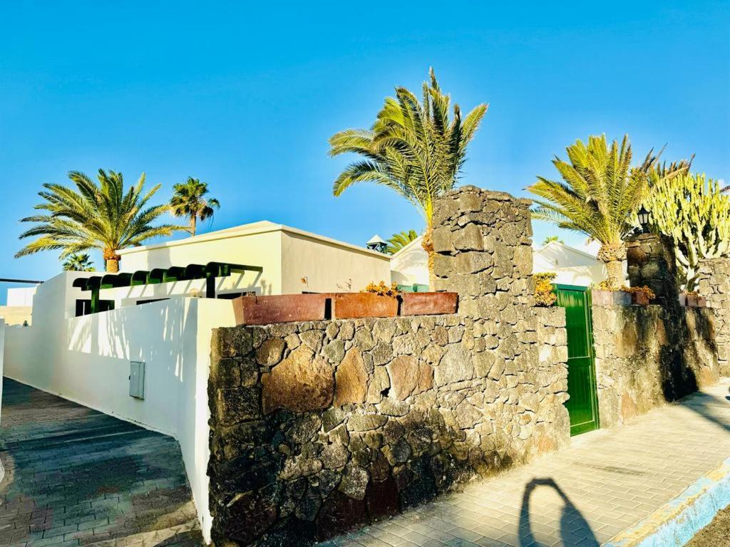 Luxury Bungalow Playa Roca Costa Teguise Extérieur photo