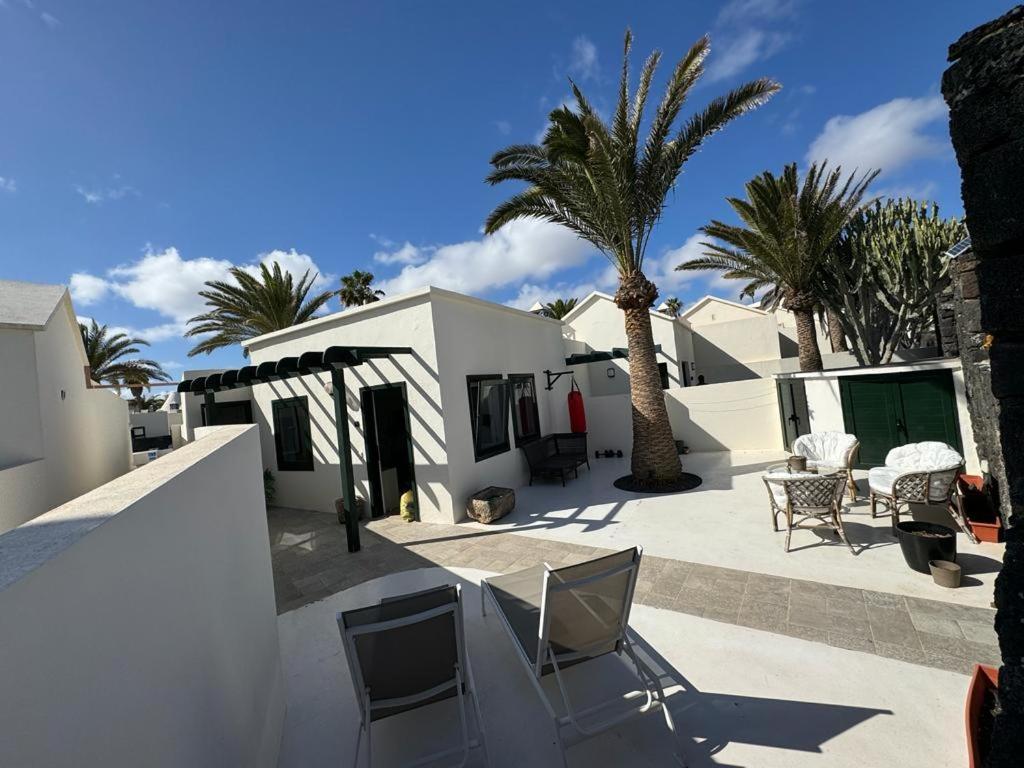 Luxury Bungalow Playa Roca Costa Teguise Extérieur photo