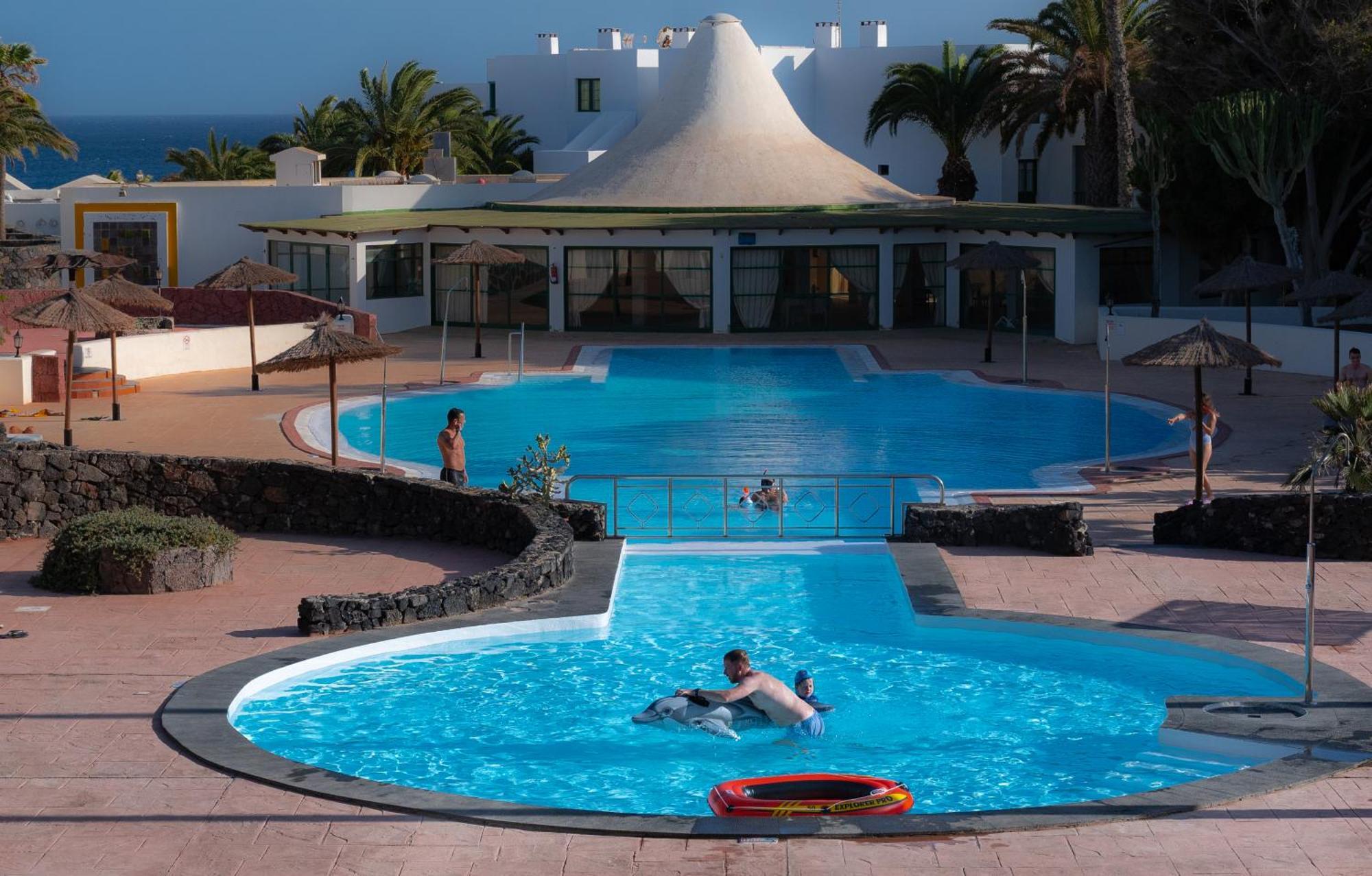 Luxury Bungalow Playa Roca Costa Teguise Extérieur photo